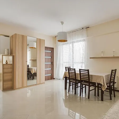 Apartament Wiktoria Wilanow Lägenhet *