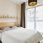 Apartamento Apartament Wiktoria Wilanow Varsóvia